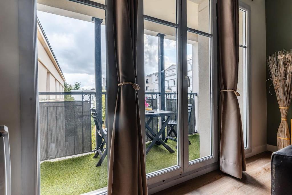 Ferienwohnung Emplacement Ideal Proche Disney Serris Exterior foto